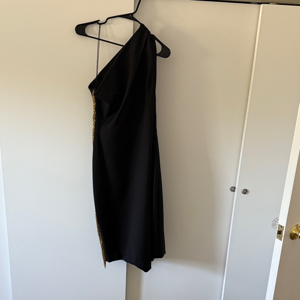 Elegant Black One-Shoulder Dress